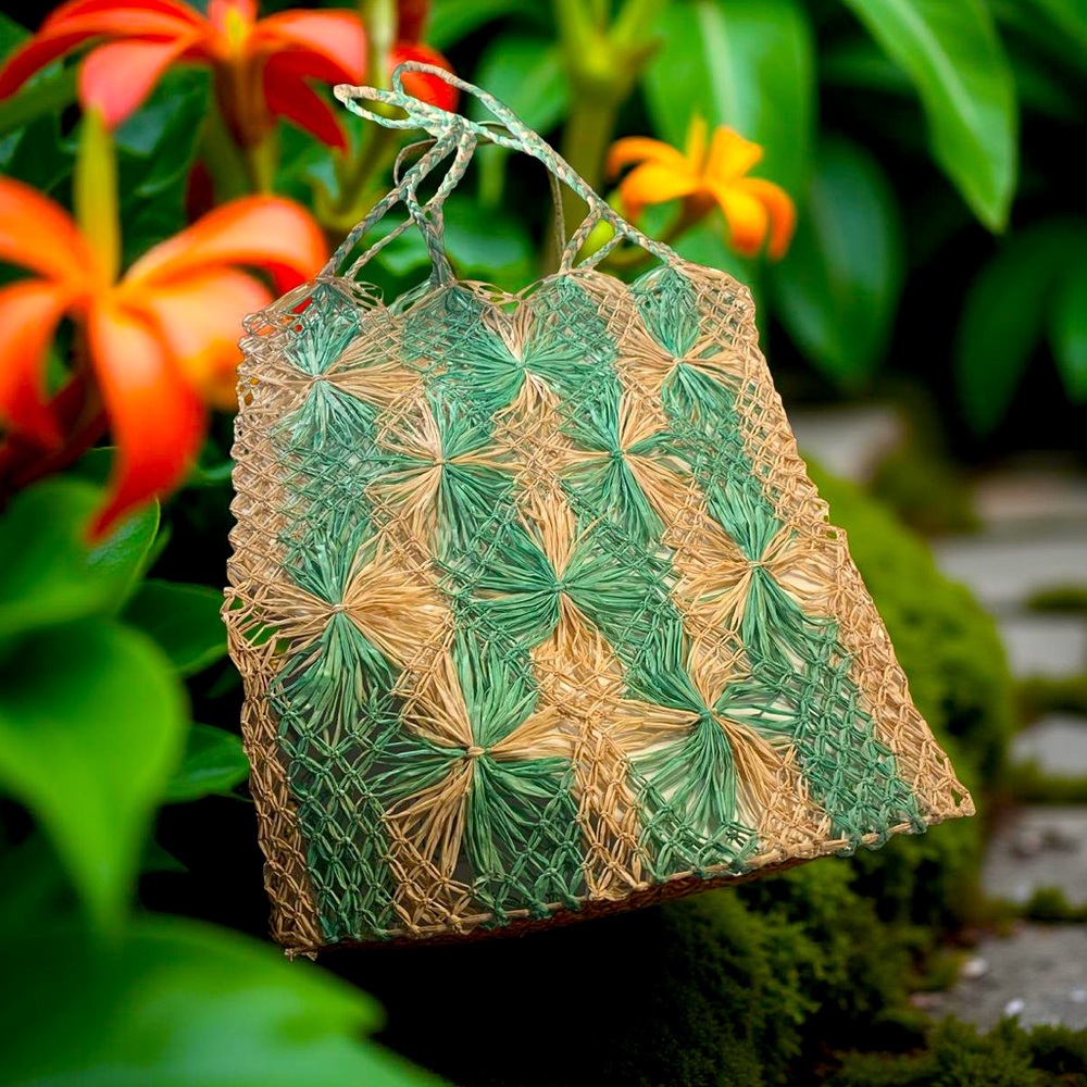Handcrafted Green and Tan Woven 
Bag Tote